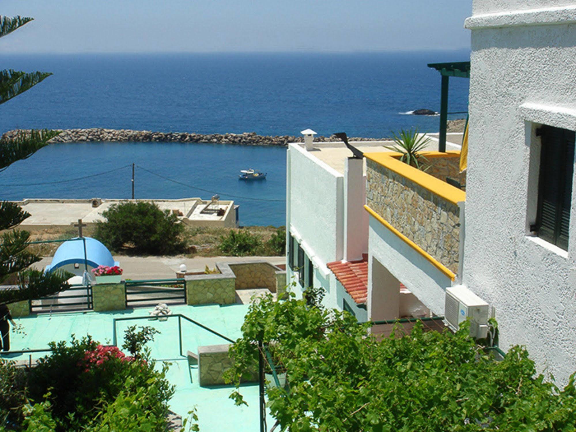 Finiki View Hotel Apartments Exteriör bild